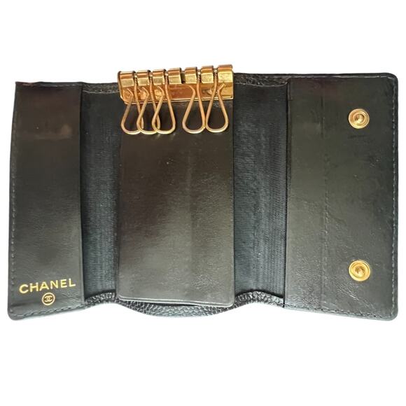 CHANEL Black Interlocking CC Logo Grained Calfskin 6 Ring Key Case - Picture 8 of 16